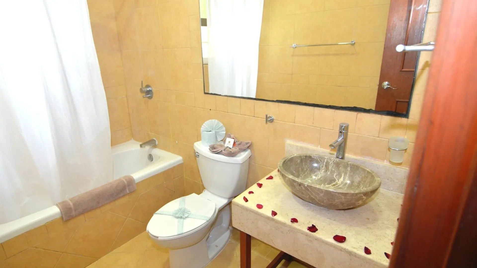 Apartahotel Rinconada Del Mar Apts Playa del Carmen México